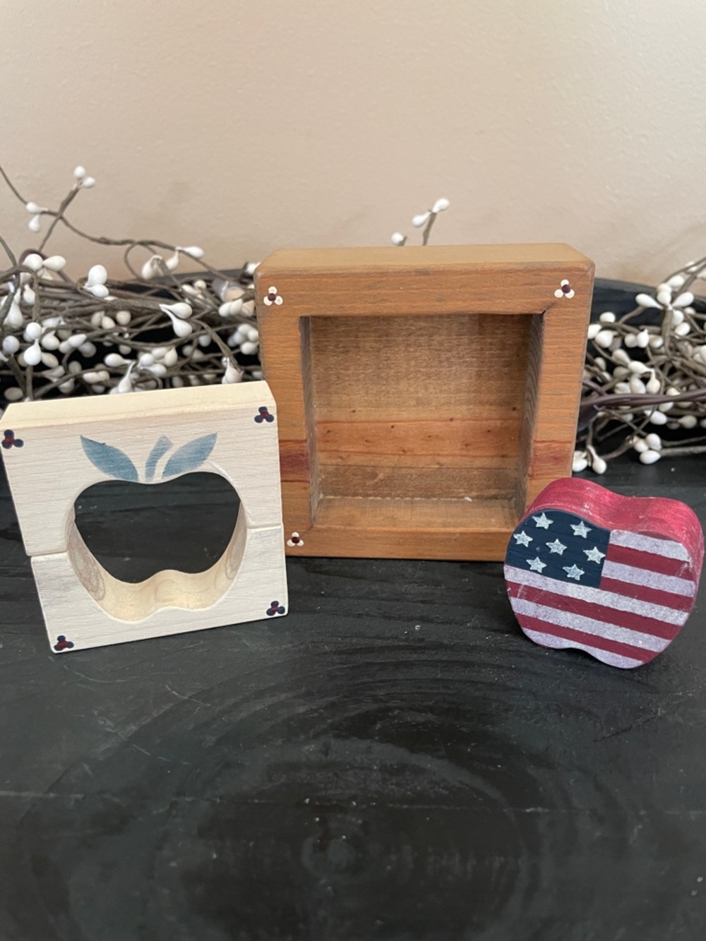 Americana Wooden Apple Decorative Puzzle Set - American Flag Accent 3.5x3.5”